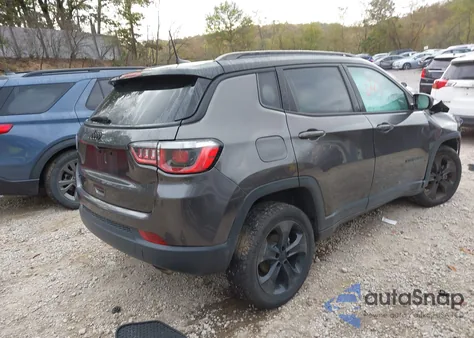 2019 Jeep Compass Altitude 4X4 из США, поврежденный, VIN 3C4NJDBB4KT813453
